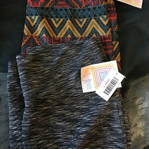 LuLaRoe black and white L Cassie